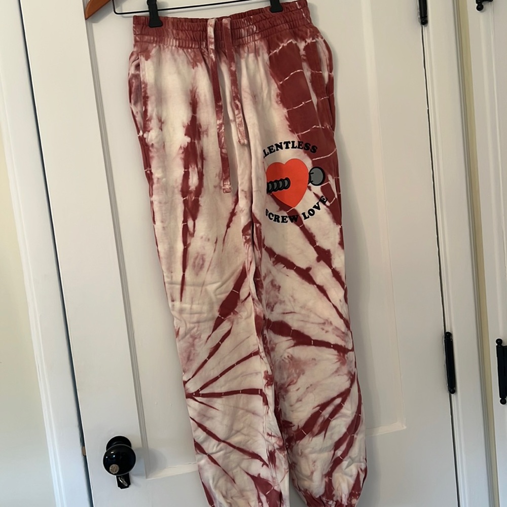 Talentless “Screw Love” sweatpant